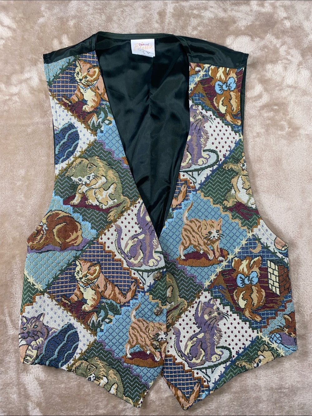 Tapestry Cat-Print Vest